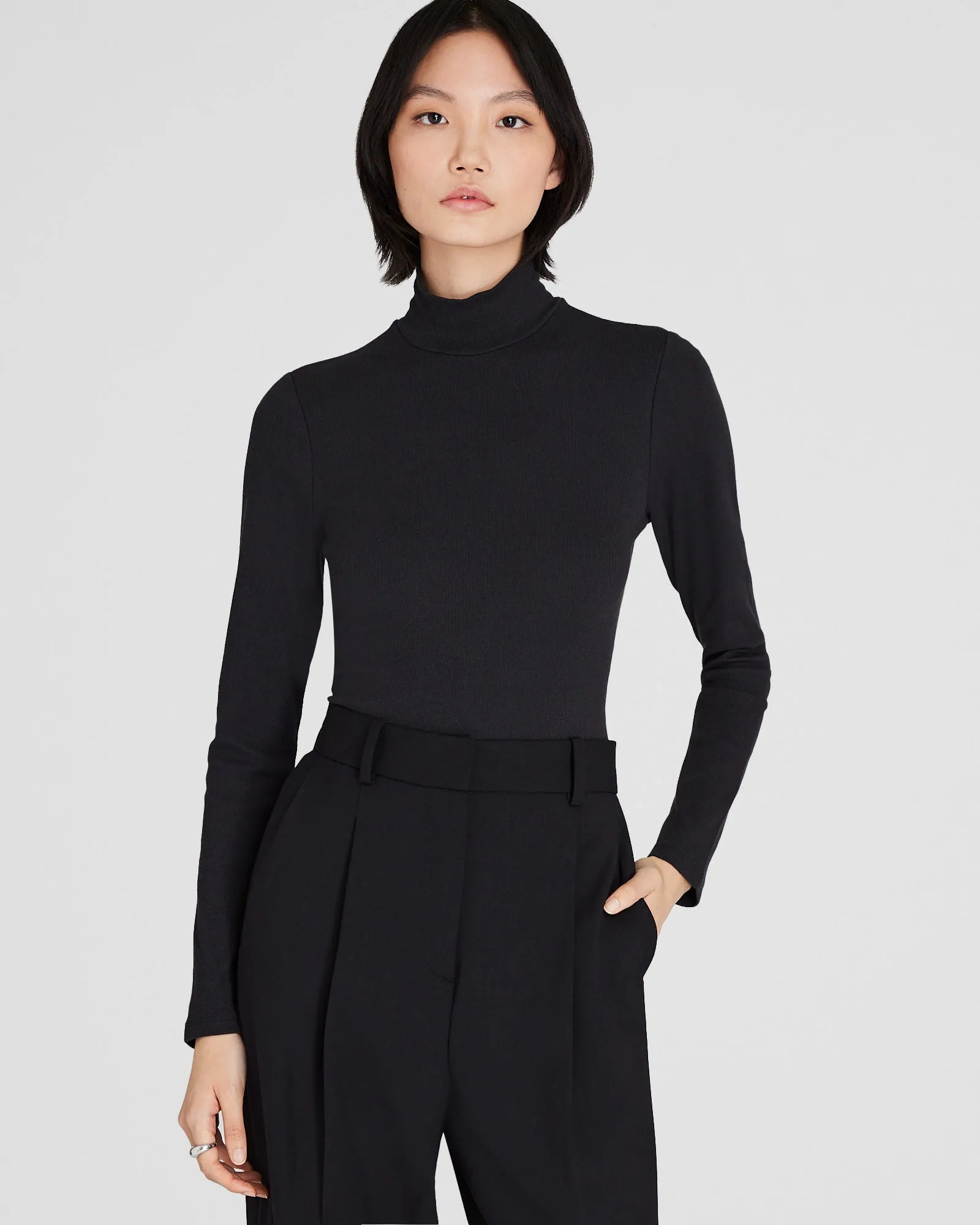 Bowee Turtleneck