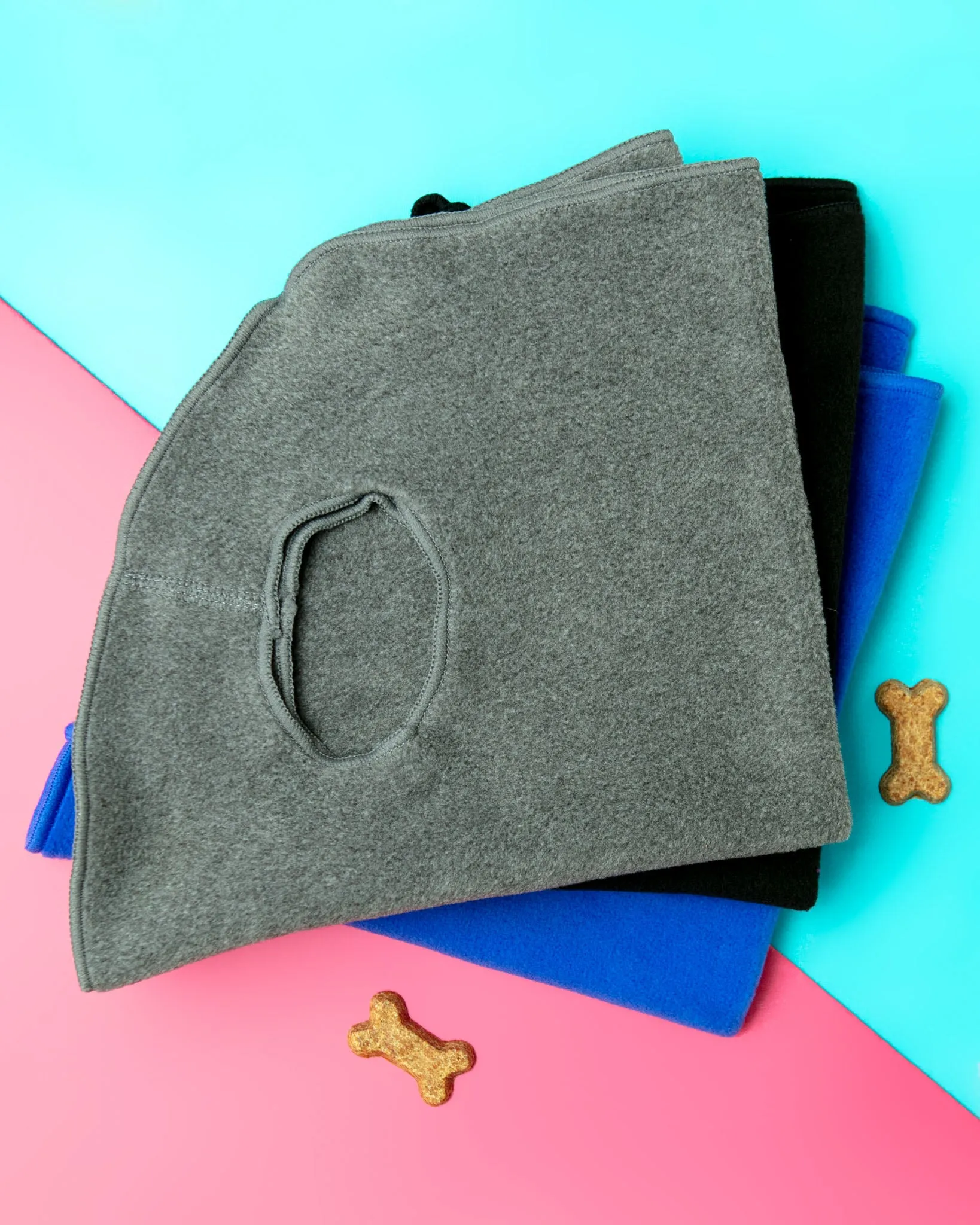 Pullover Stretch Dog Fleece in Charcoal Grey