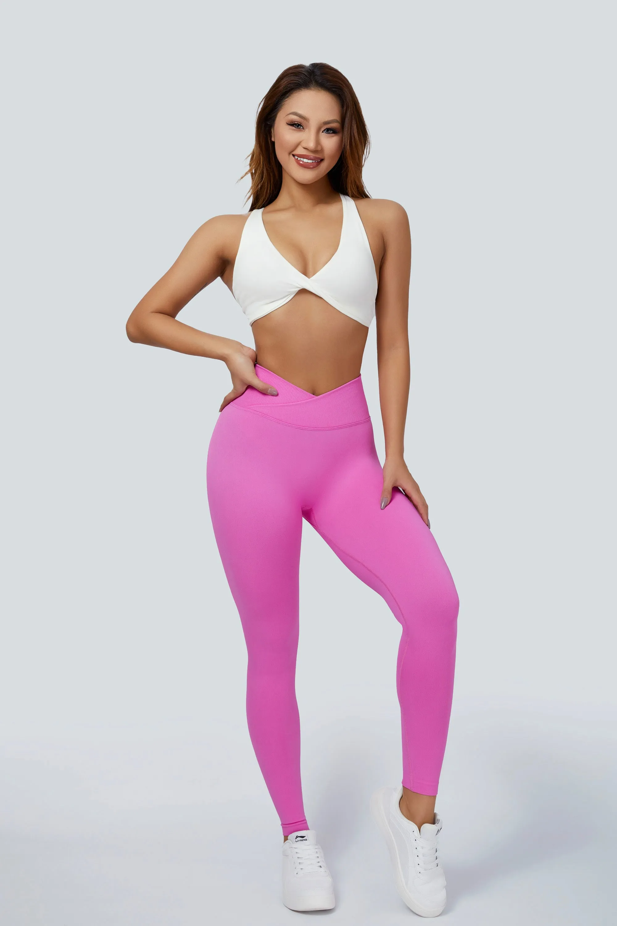 Seamless V-Waist Scrunch Leggings