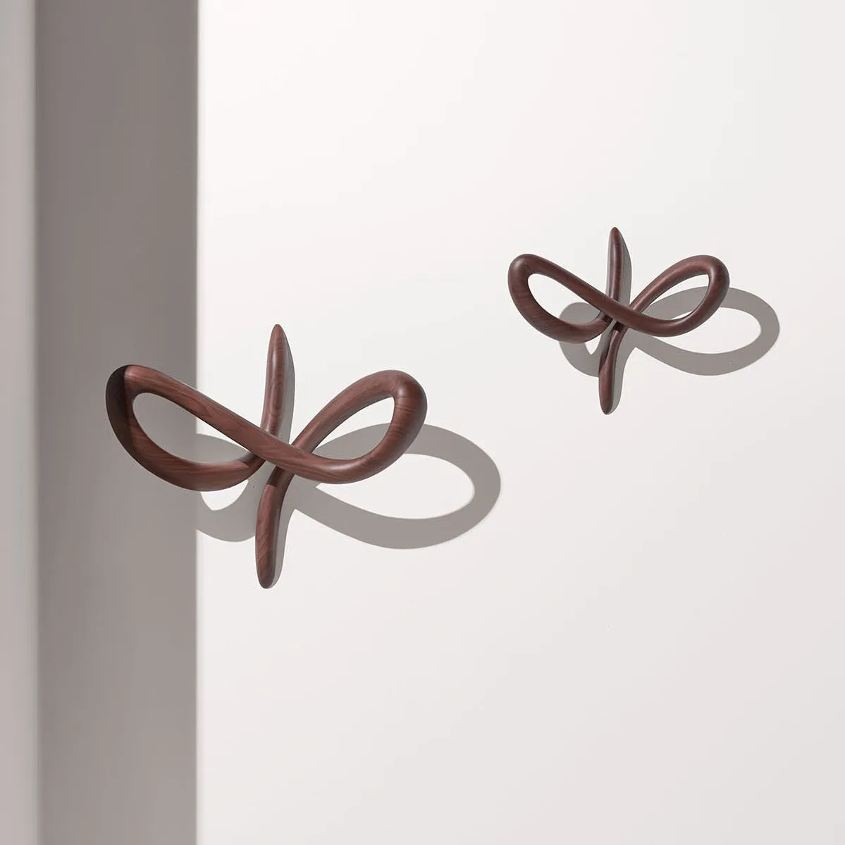 Vertigo Coat Hanger