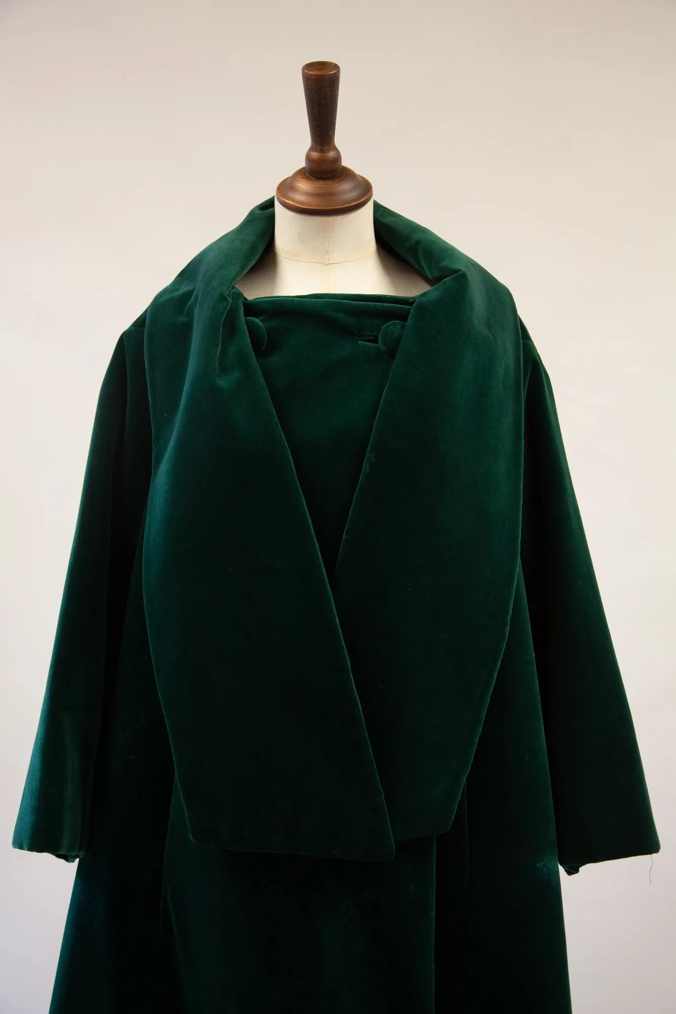 Vintage 1950s Dark Green Velvet Swing Coat