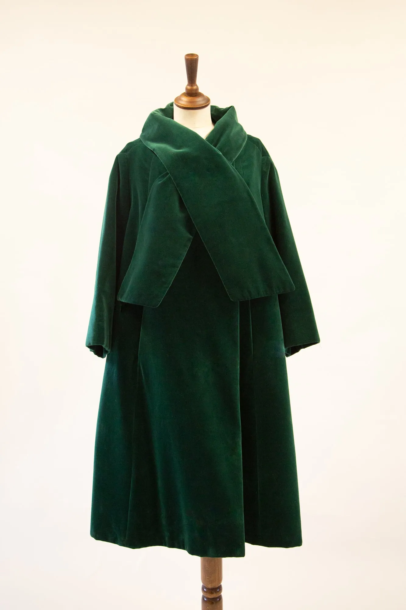 Vintage 1950s Dark Green Velvet Swing Coat
