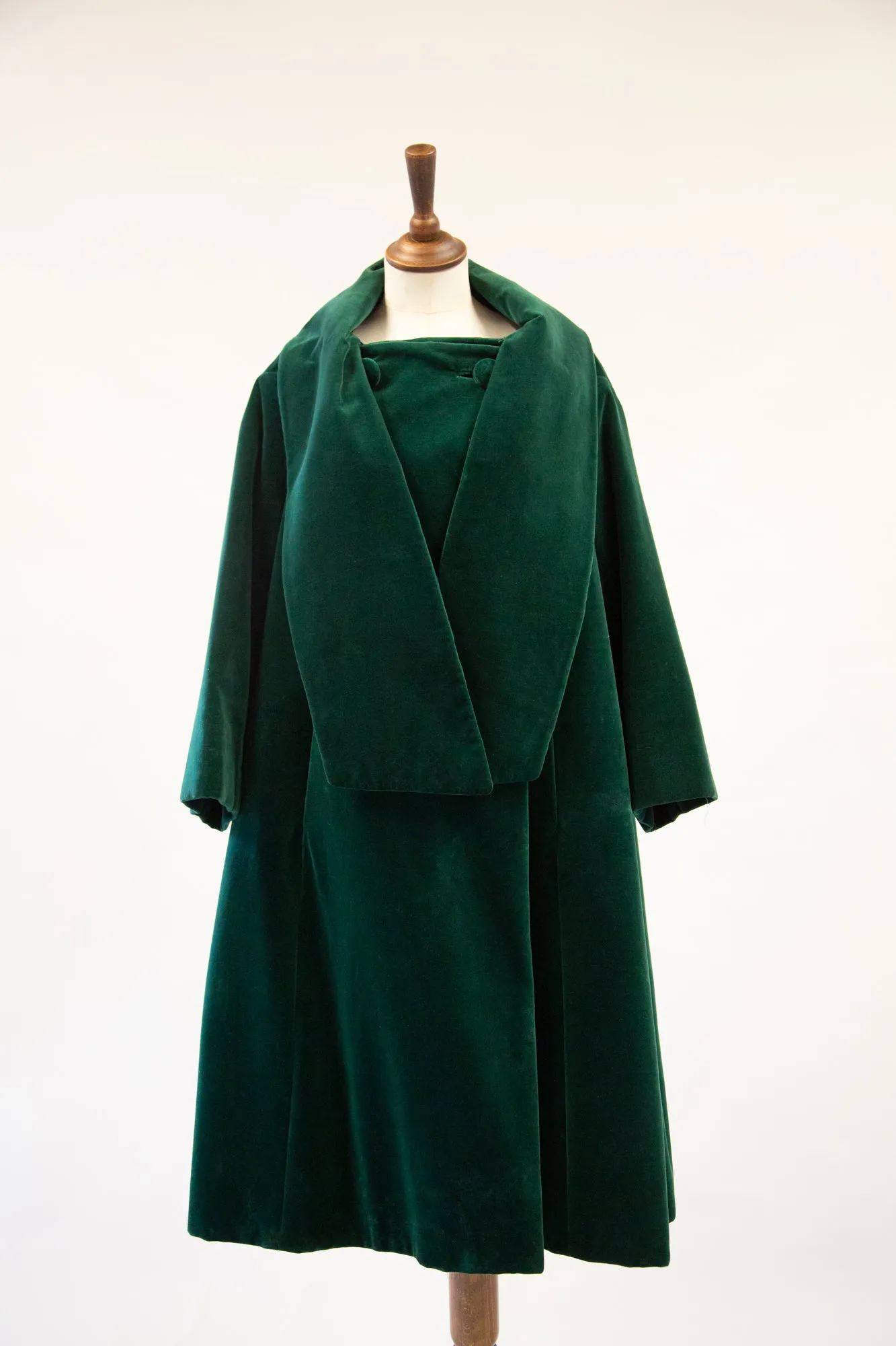Vintage 1950s Dark Green Velvet Swing Coat