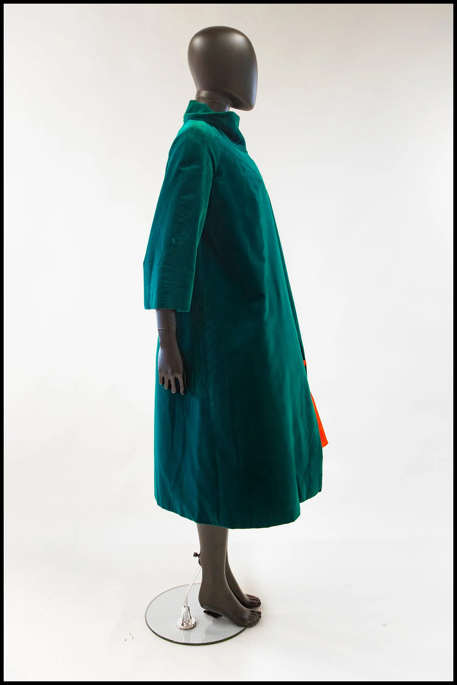 Vintage 1950s Emerald Green Velvet Evening Coat