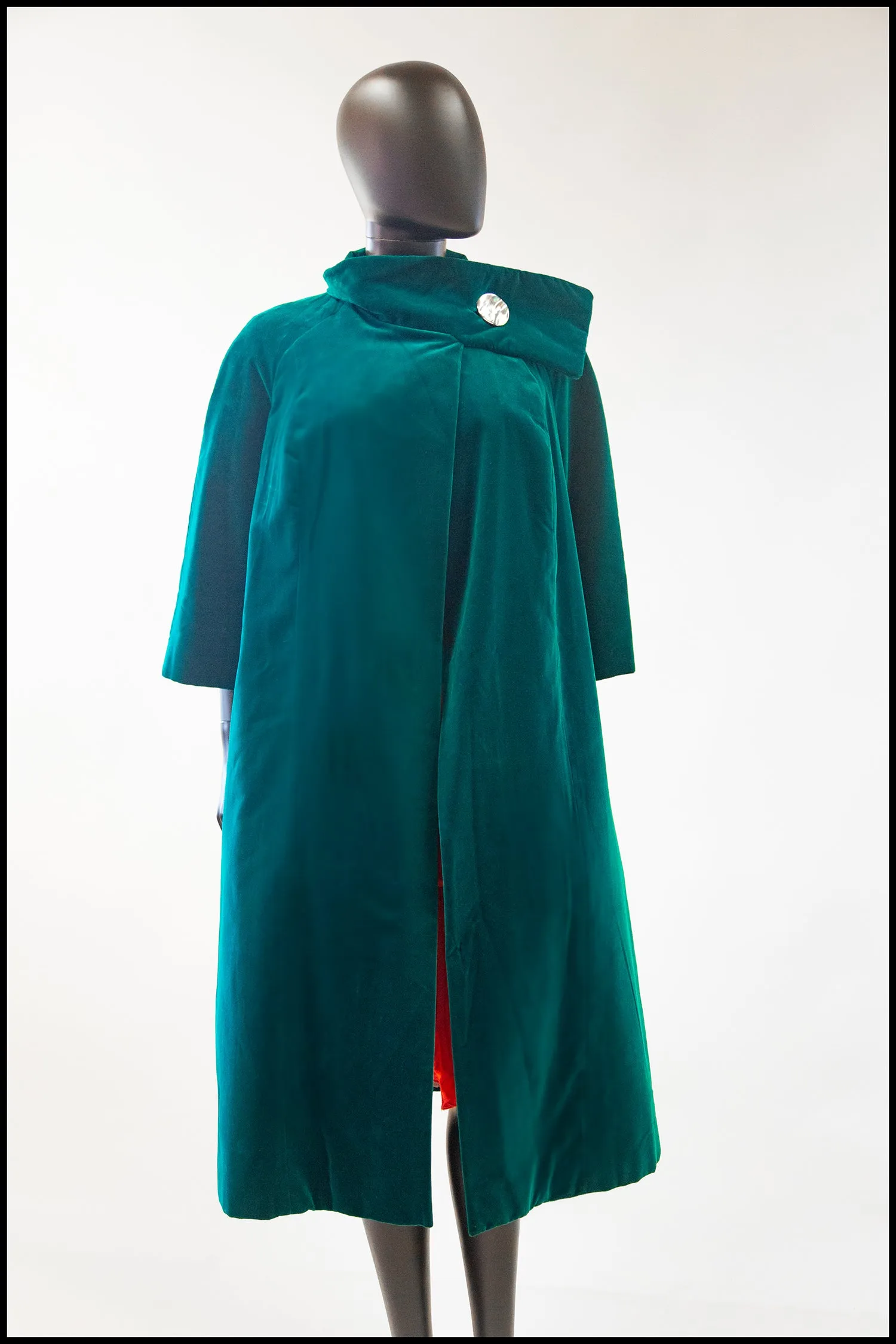 Vintage 1950s Emerald Green Velvet Evening Coat