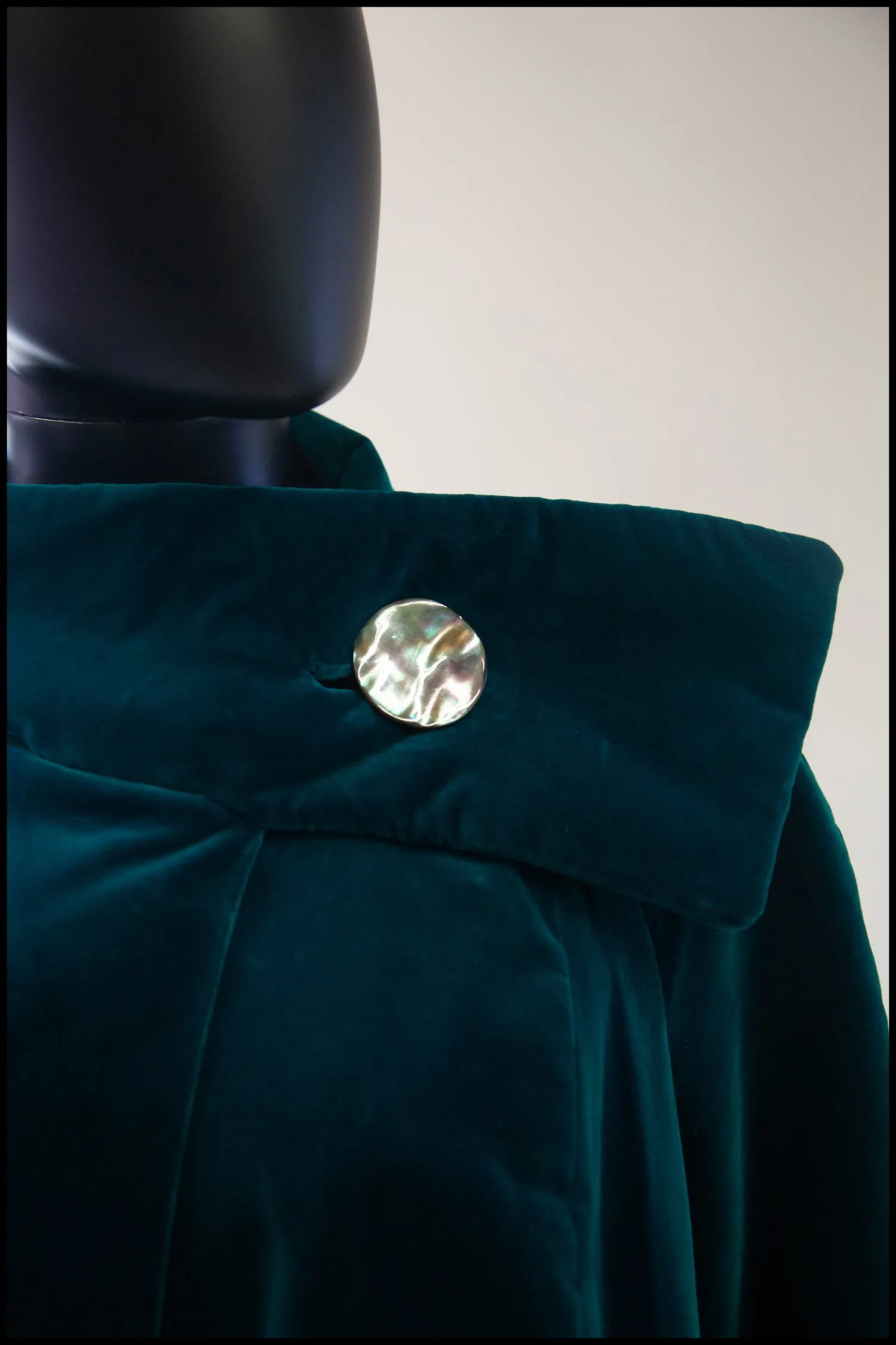 Vintage 1950s Emerald Green Velvet Evening Coat